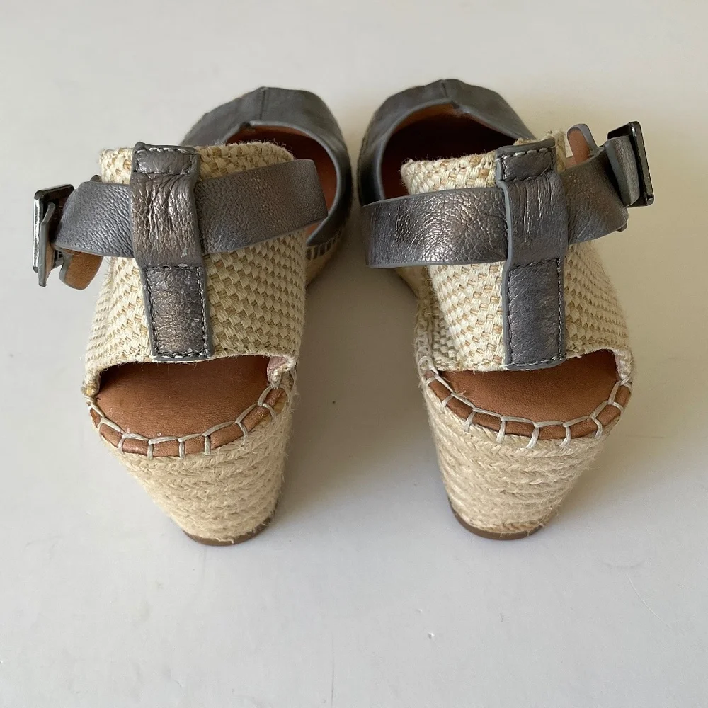 GENTLE SOULS Charli Wedge Sandals Size 10 NEW
